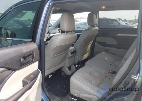 2017 Toyota Highlander Le Plus from USA, damaged, VIN 5TDBZRFH7HS360925